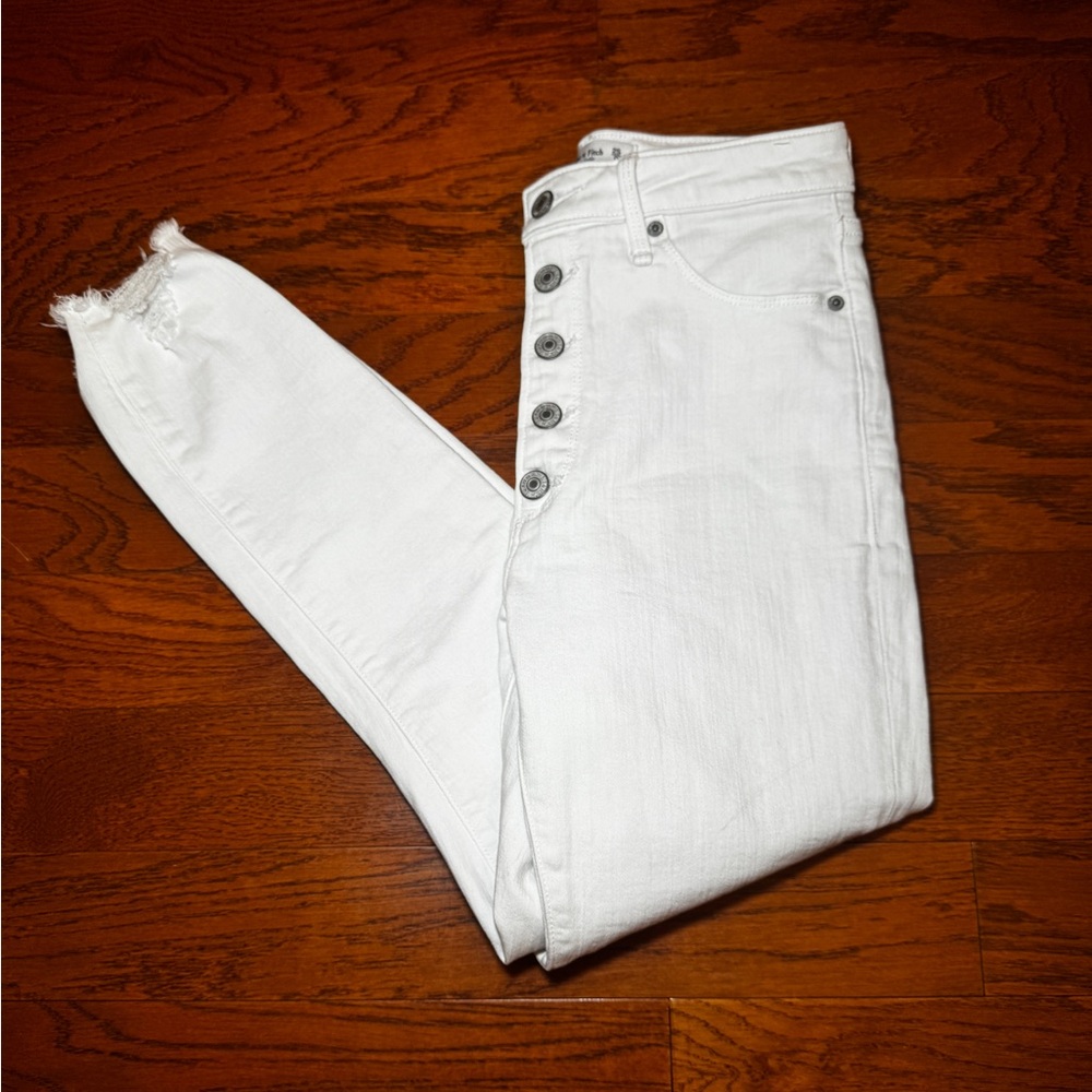 Abercrombie & Fitch | Women’s High Rise White Button-Fly Jeans Size 25/0 - Picture 4 of 11